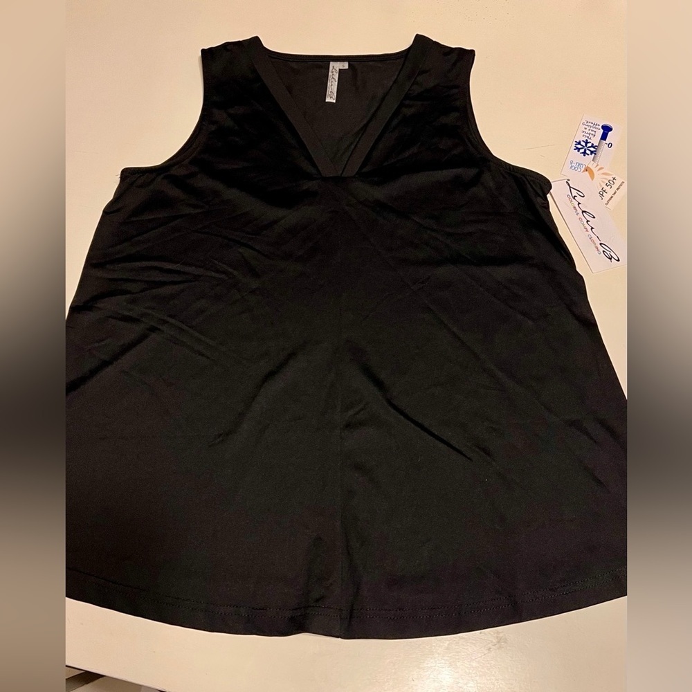 Lulu-B UPF 50+ Cooling Fabric Sleeveless V-Neck Top Black Size Small NWT new​​​
